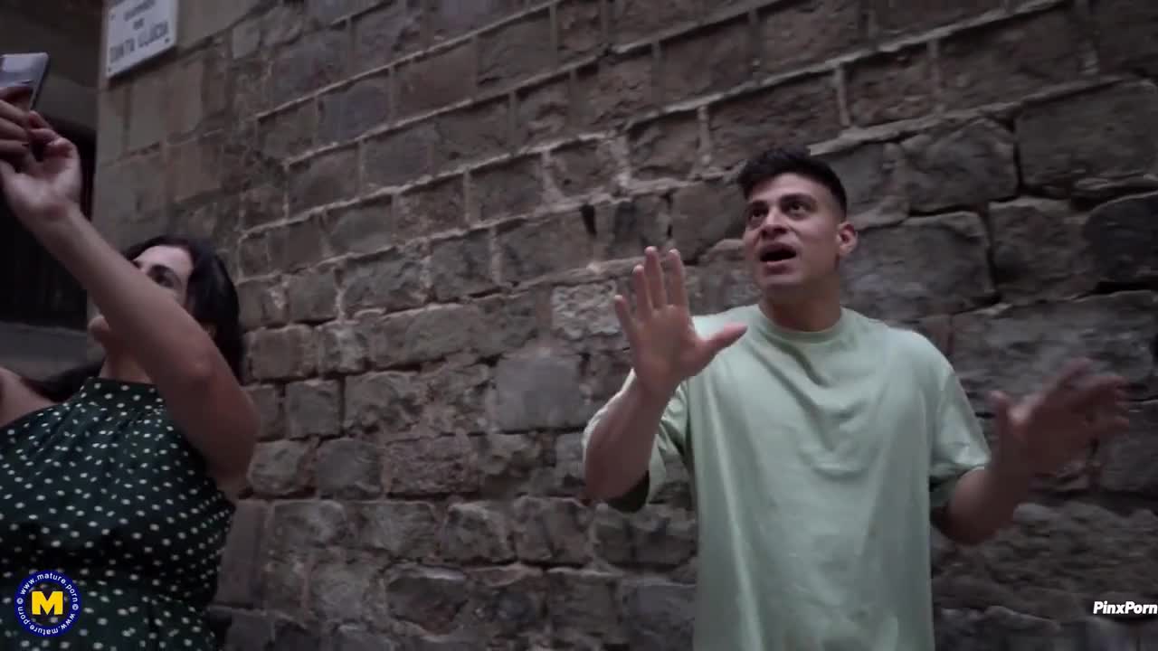Watch Una recompensa tras alcanzar los 10000 pasos diarios Porn Video - ePornSup.