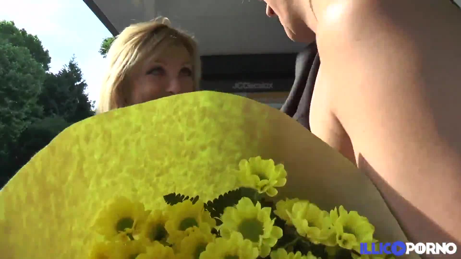 Watch Two blonde MILFs in need of a cock Porn Video - ePornSup.