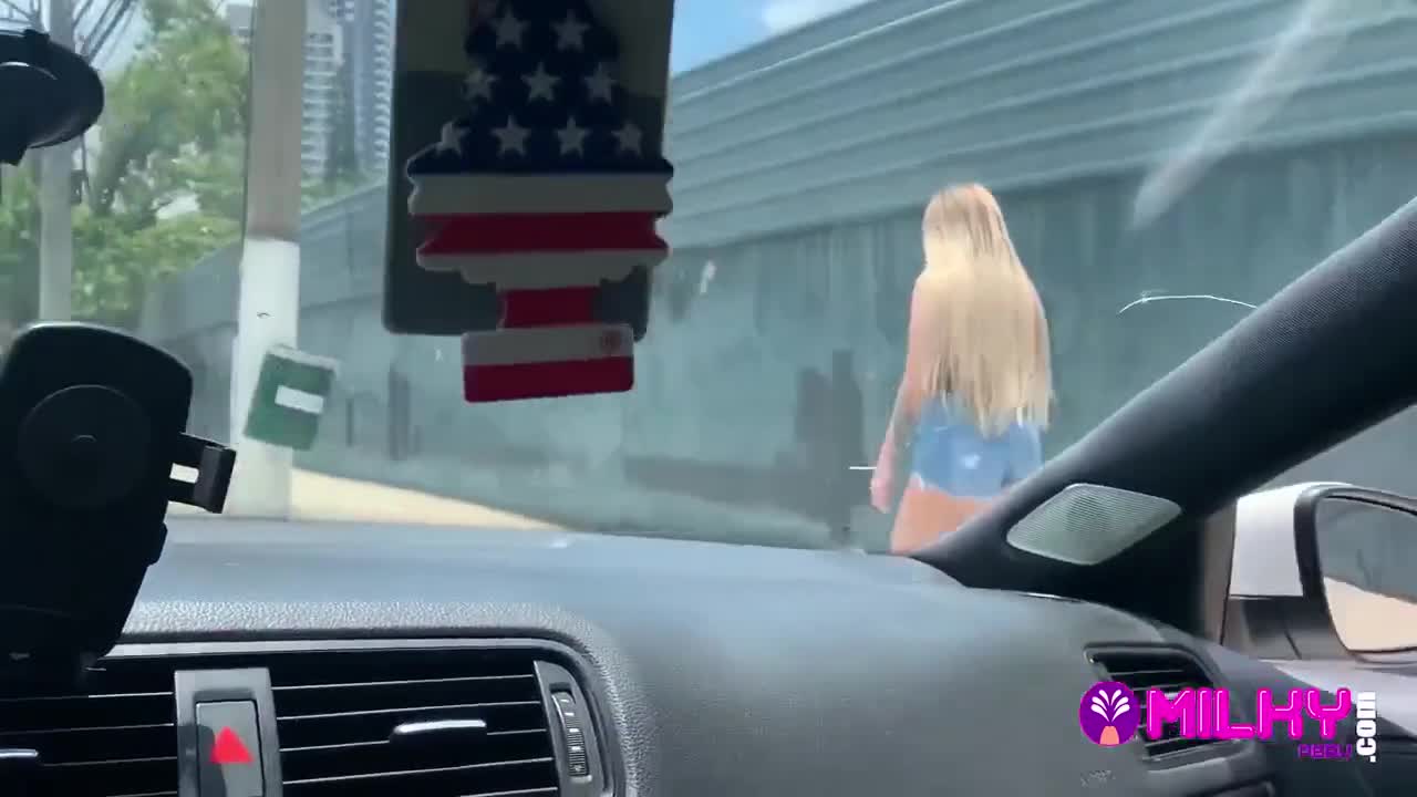 Watch Melissa Lisboa fucks a stranger for money in Brazil Porn Video - ePornSup.