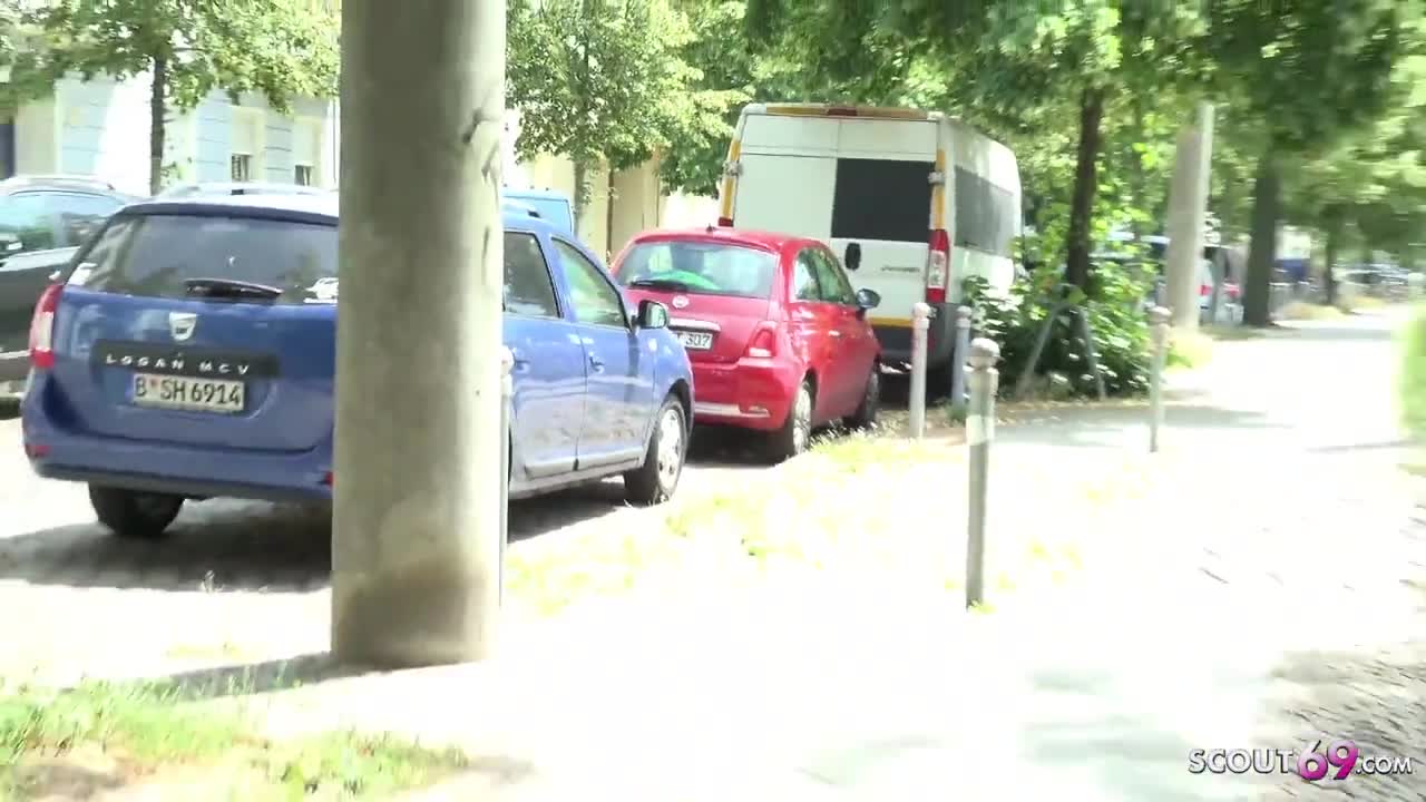 Watch Seducida en un bosque alemán Porn Video - ePornSup.