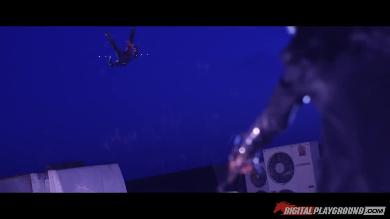 Watch Cazadora de vampiros comiéndose un coño rubio Porn Video - ePornSup.