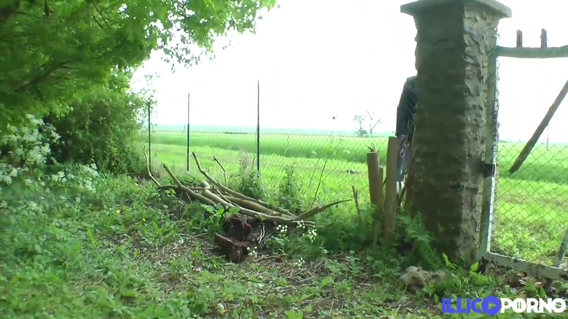 Watch Black cock for the ass of a mature French babe Porn Video - ePornSup.