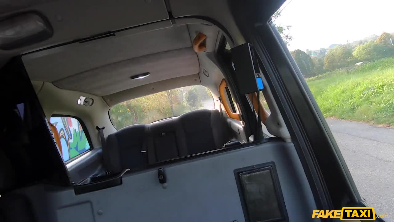 Watch Moneyless traveler paying cab driver with sex and getting two orgasms Porn Video - ePornSup.