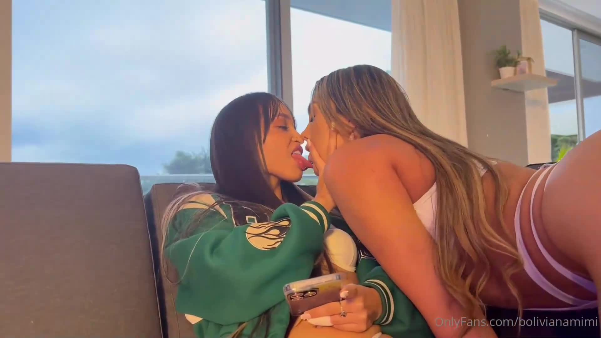 Watch Trio con latinas Porn Video - ePornSup.