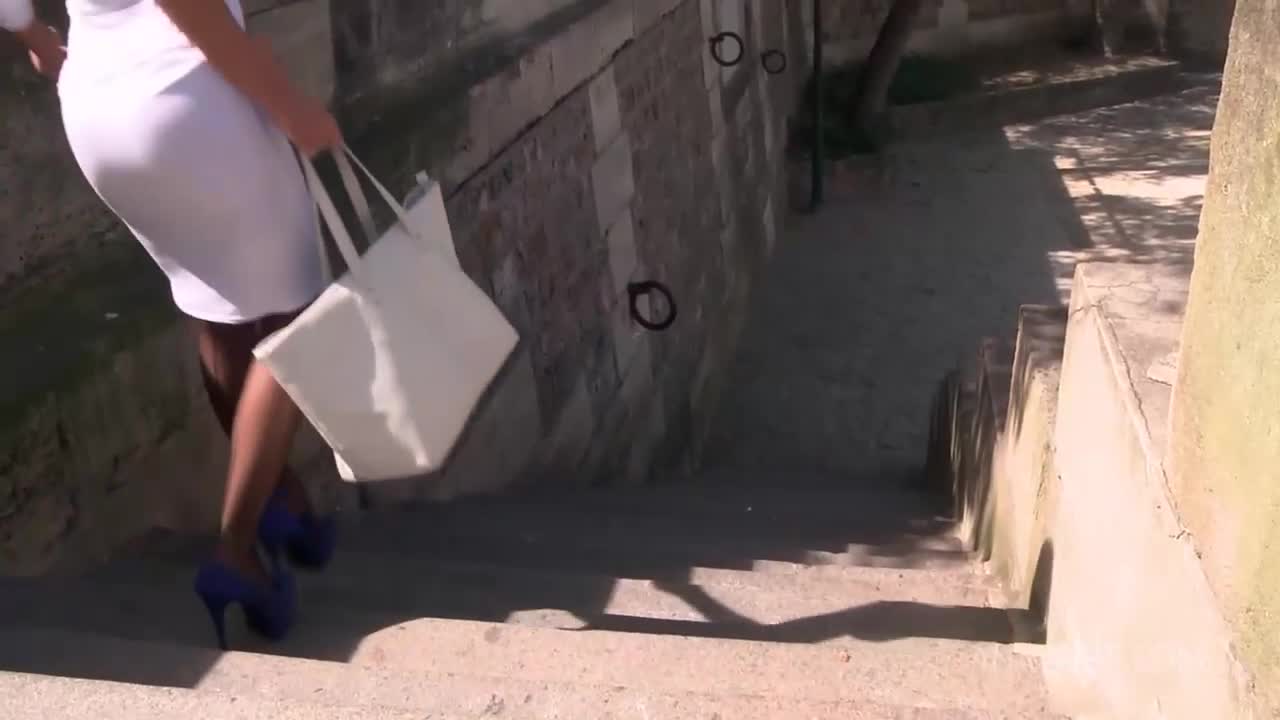 Watch Airtight en París Porn Video - ePornSup.