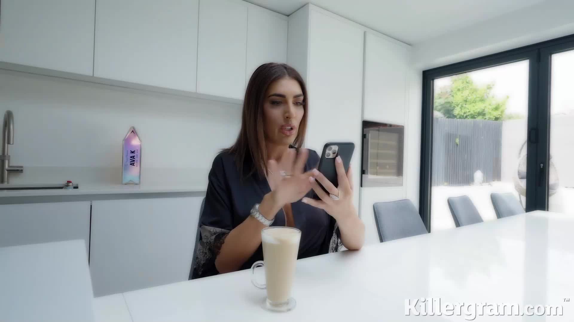 Watch Milf británica saborea la carne negra Porn Video - ePornSup.