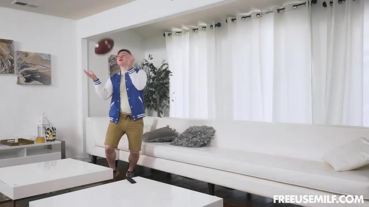 Watch Slimthick Vic Porn Video - ePornSup.