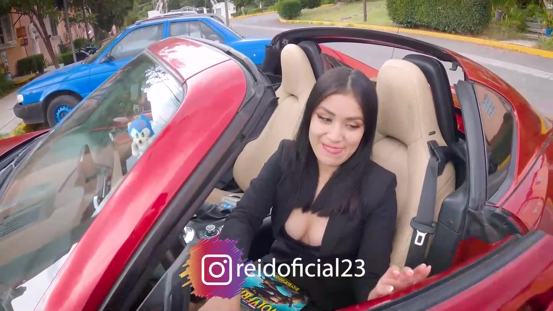 Watch Si me compras la casa! Porn Video - ePornSup.
