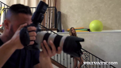 The best pose for her photographer