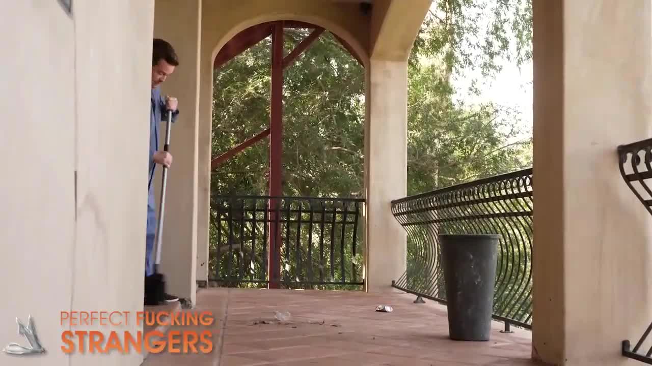Watch Shower sex with the janitor Porn Video - ePornSup.
